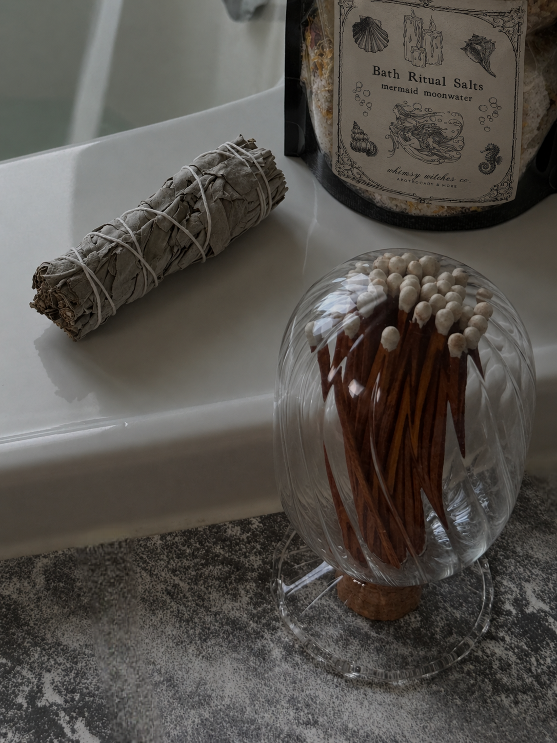 glass matches holder 🕯️